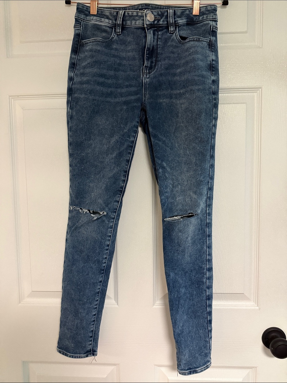 American Eagle Outfitters Skinny Distressed Blue Jeans